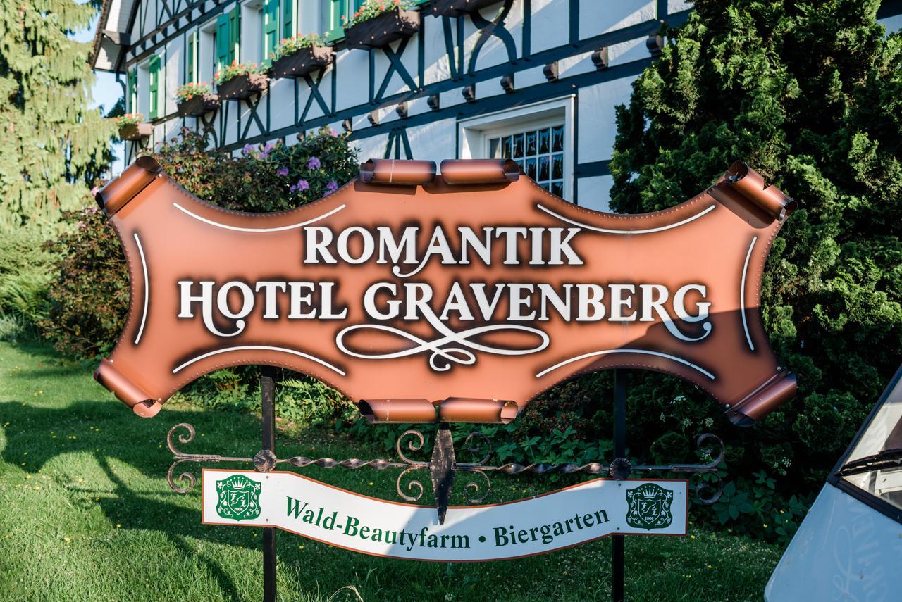 Lohmann'S Romantik Hotel Gravenberg Langenfeld  Exterior photo